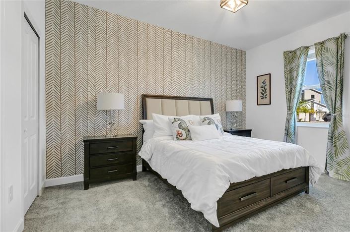 Image No.16-8 Bed Property for sale