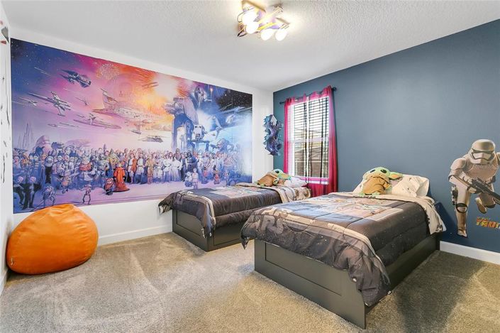 Image No.19-8 Bed Property for sale