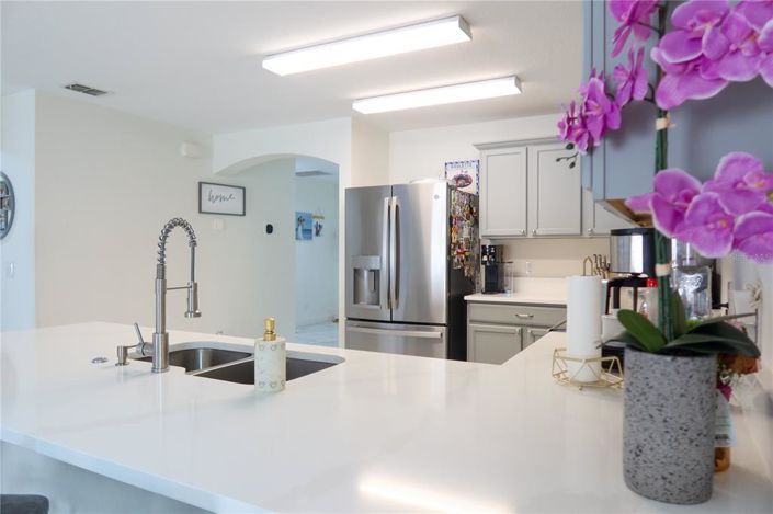 Image No.16-4 Bed Property for sale