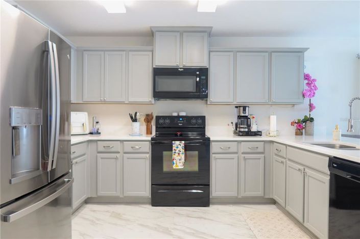 Image No.18-4 Bed Property for sale