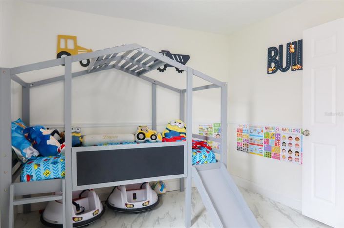 Image No.32-4 Bed Property for sale