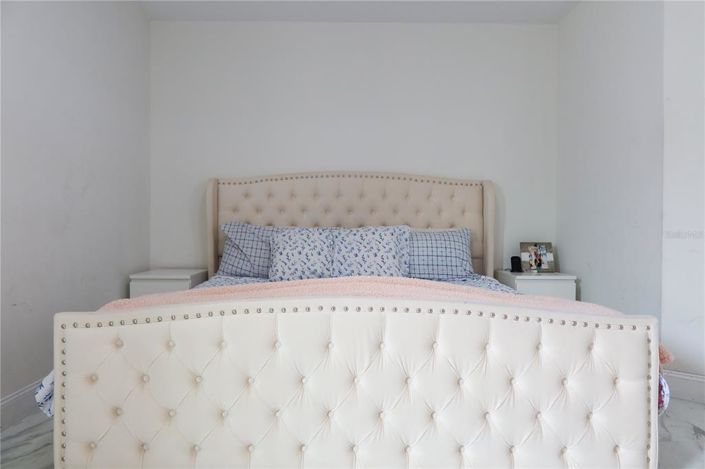 Image No.40-4 Bed Property for sale