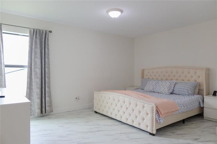 Image No.41-4 Bed Property for sale