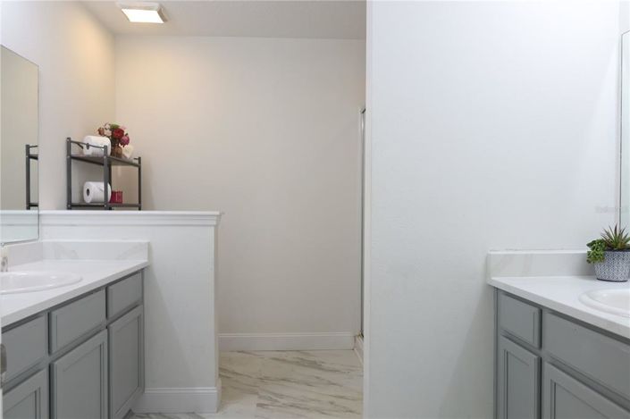 Image No.47-4 Bed Property for sale