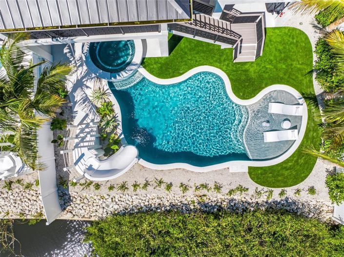 Image No.7-Propriété de 4 chambres à vendre à Sarasota