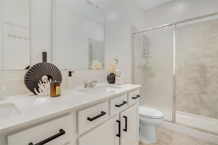 Image No.15-4 Bed Property for sale