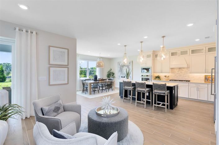 Image No.14-5 Bed Property for sale