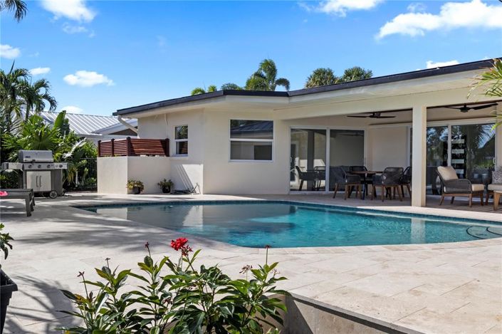 Image No.57-3 Bed Property for sale