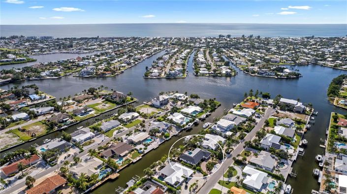 Image No.77-3 Bed Property for sale