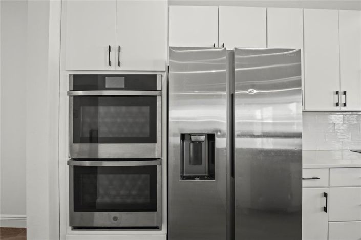 Image No.16-6 Bed Property for sale