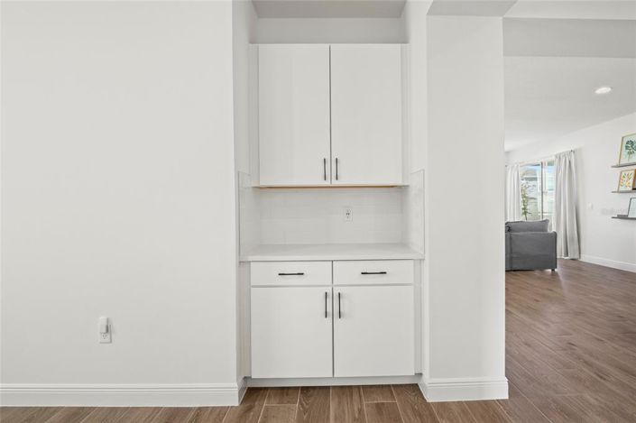 Image No.19-6 Bed Property for sale