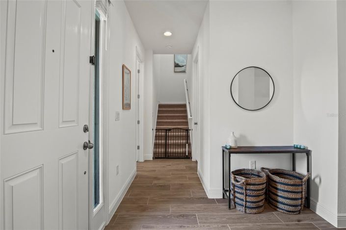 Image No.22-6 Bed Property for sale