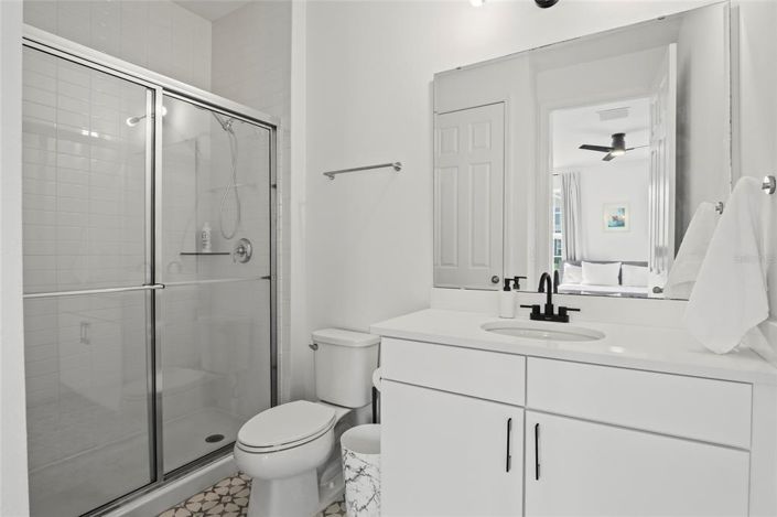 Image No.25-6 Bed Property for sale