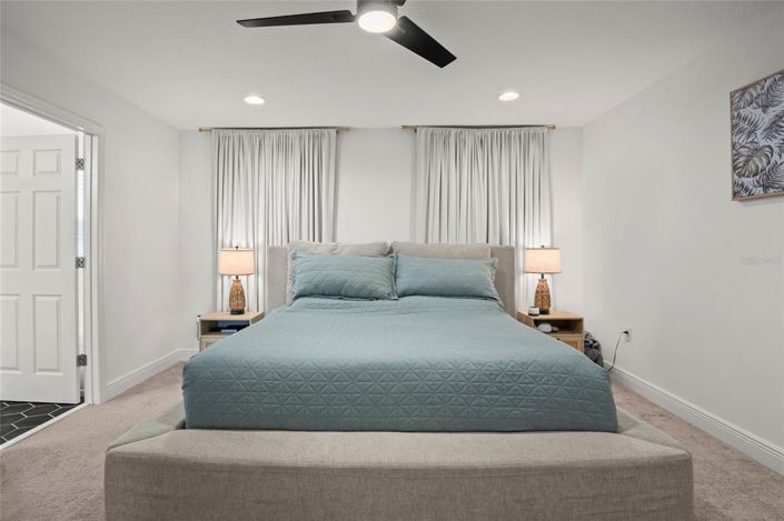 Image No.31-6 Bed Property for sale