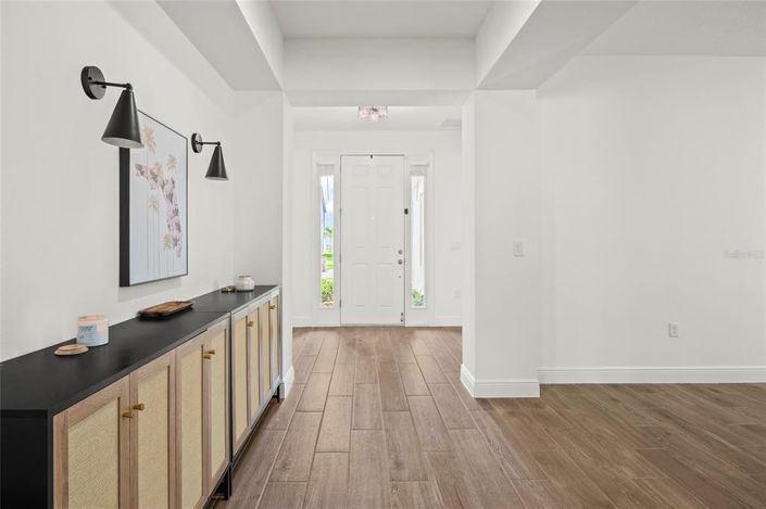 Image No.6-6 Bed Property for sale