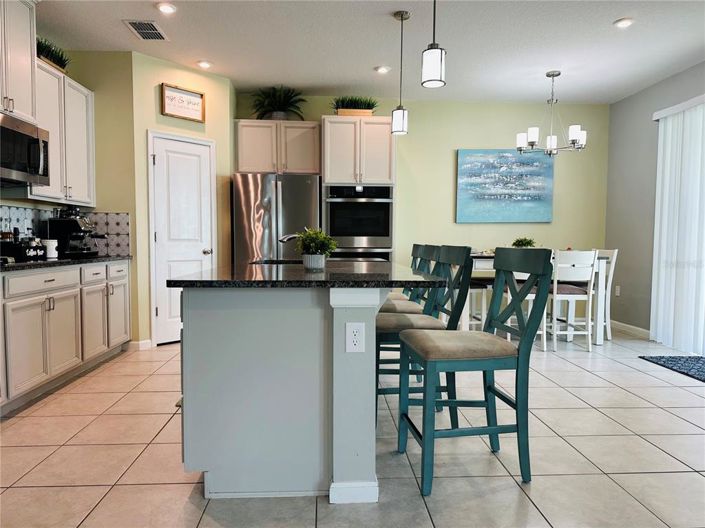 Image No.11-5 Bed Property for sale