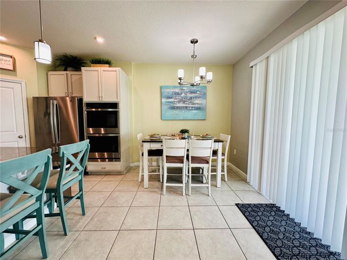 Image No.12-5 Bed Property for sale