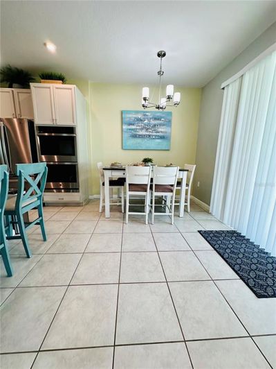 Image No.15-5 Bed Property for sale