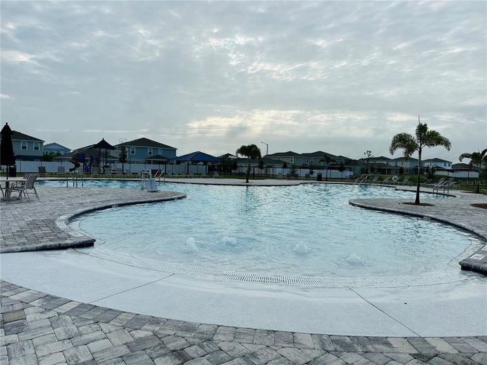 Image No.42-5 Bed Property for sale