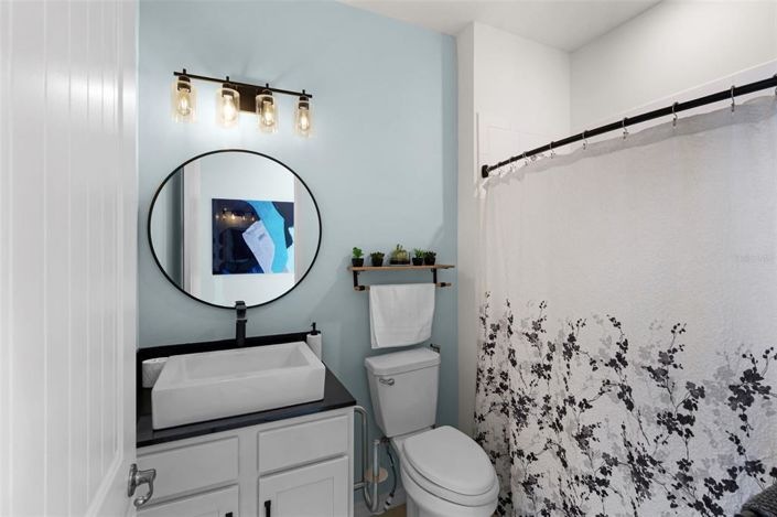 Image No.17-3 Bed Property for sale