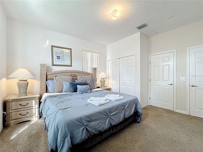 Image No.24-5 Bed Property for sale