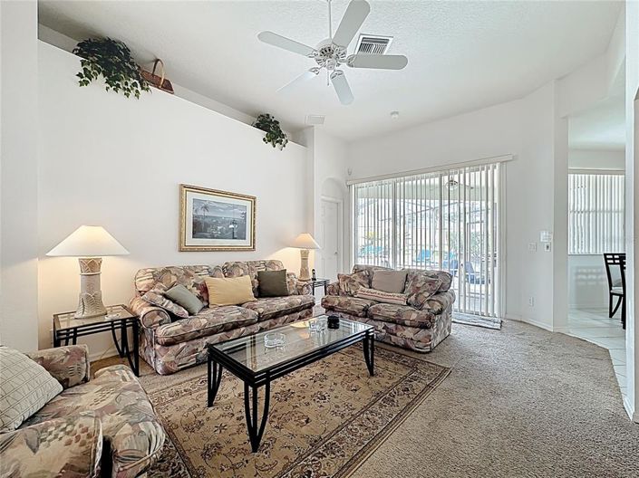 Image No.5-5 Bed Property for sale