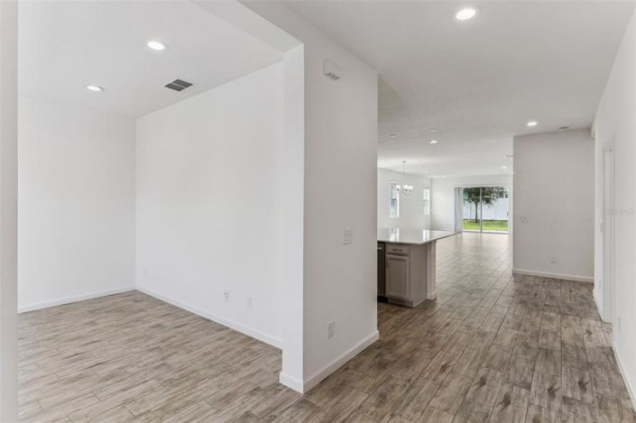 Image No.5-4 Bed Property for sale