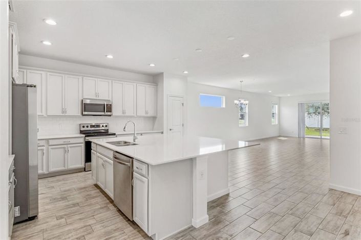 Image No.6-4 Bed Property for sale