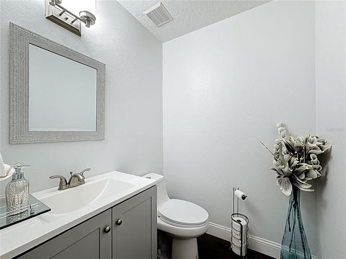 Image No.19-4 Bed Property for sale