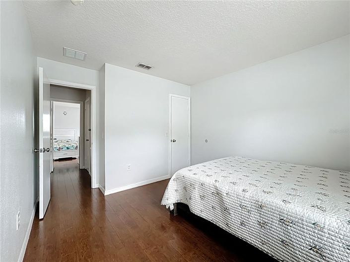 Image No.23-4 Bed Property for sale