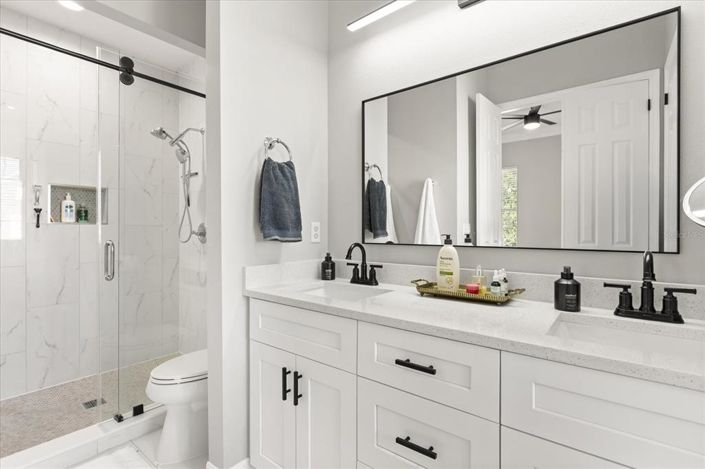 Image No.21-3 Bed Property for sale