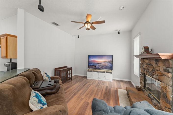 Image No.16-4 Bed Property for sale