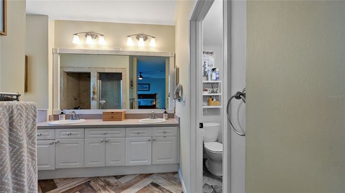 Image No.20-3 Bed Townhouse for sale