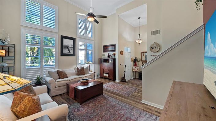 Image No.6-3 Bed Townhouse for sale