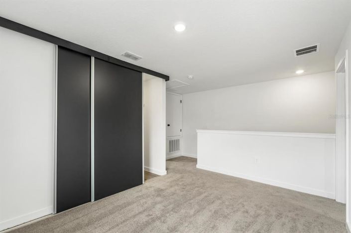 Image No.19-3 Bed Townhouse for sale