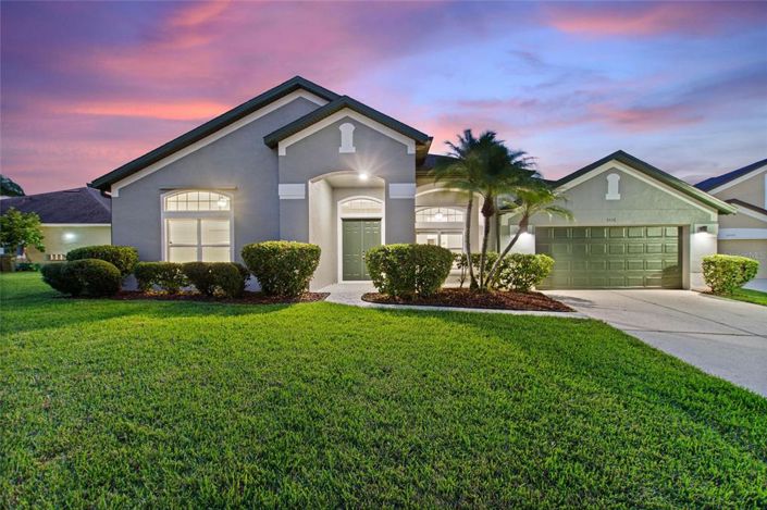 Image No.1-Propriété de 4 chambres à vendre à Kissimmee
