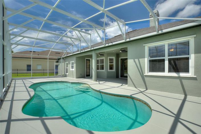 Image No.11-4 Bed Property for sale