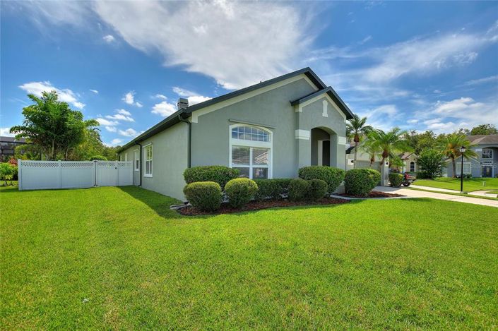 Image No.4-4 Bed Property for sale