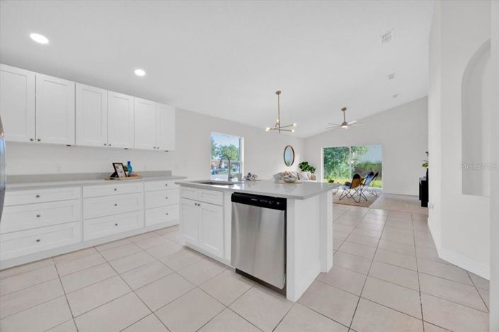 Image No.11-Propriété de 4 chambres à vendre à Haines City