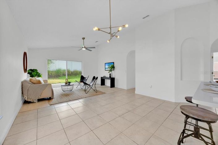 Image No.12-Propriété de 4 chambres à vendre à Haines City