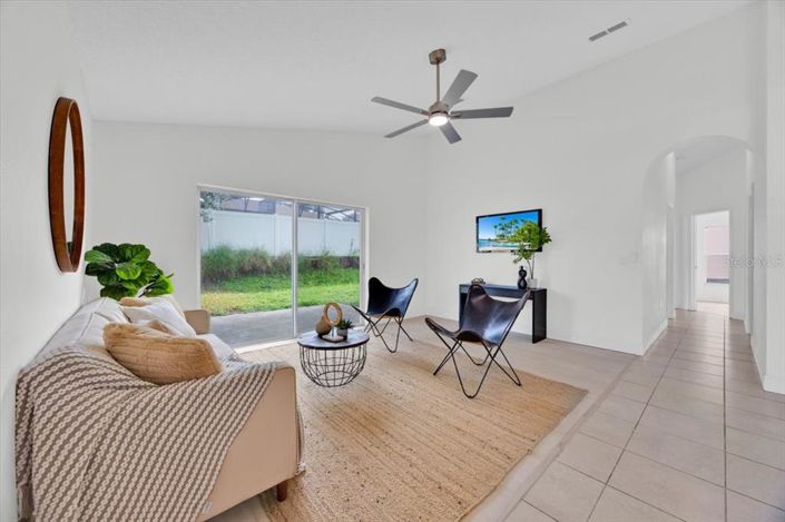 Image No.14-Propriété de 4 chambres à vendre à Haines City