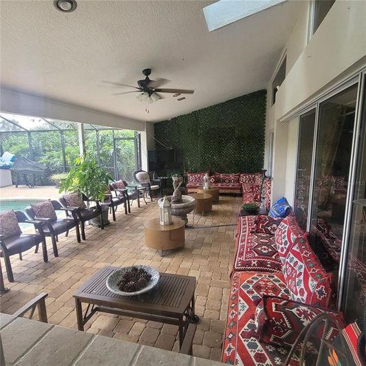 Image No.9-4 Bed Property for sale