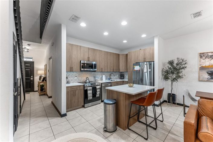 Image No.5-4 Bed Townhouse for sale