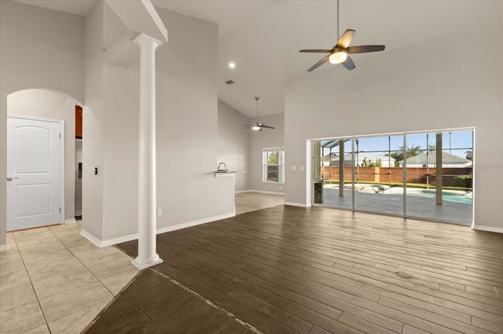 Image No.2-4 Bed Property for sale