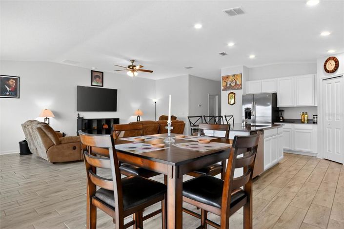 Image No.20-4 Bed Property for sale