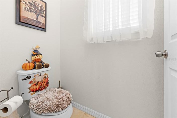 Image No.17-3 Bed Property for sale