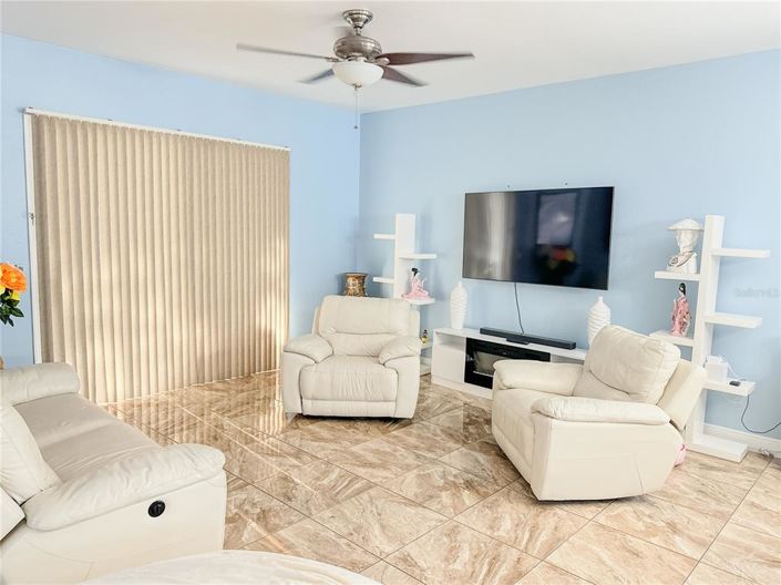 Image No.13-Propriété de 4 chambres à vendre à Kissimmee