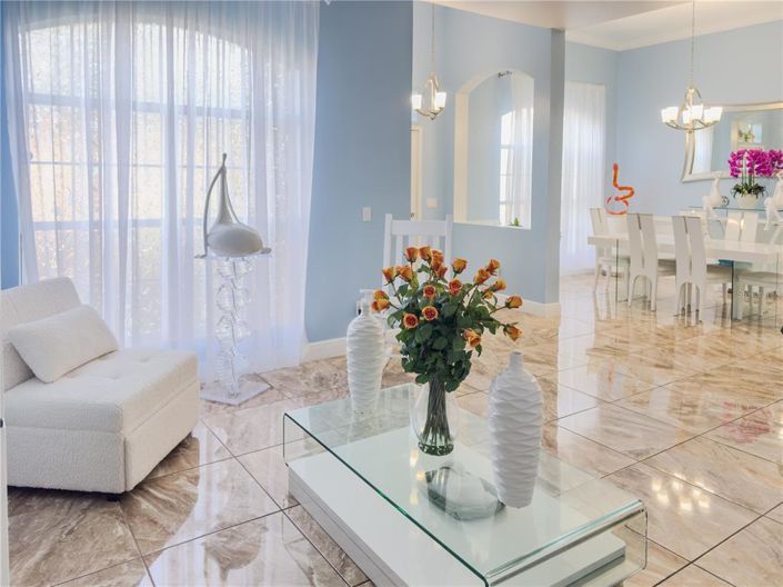 Image No.4-Propriété de 4 chambres à vendre à Kissimmee