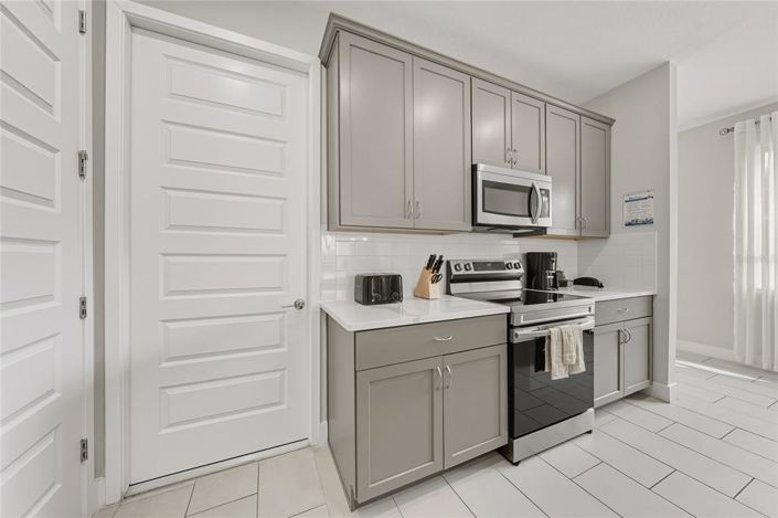 Image No.15-3 Bed Townhouse for sale