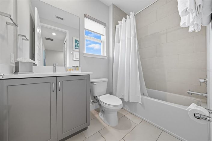 Image No.24-3 Bed Townhouse for sale